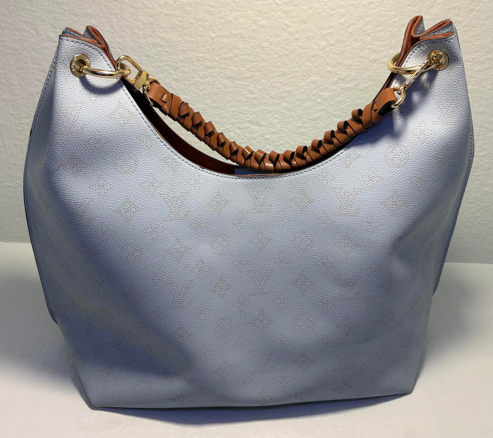 ( shf 19 ) Women's LV handbag