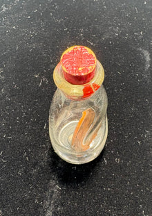 ( shf 32 ) VINTAGE Auth HAND BLOWN GLASS