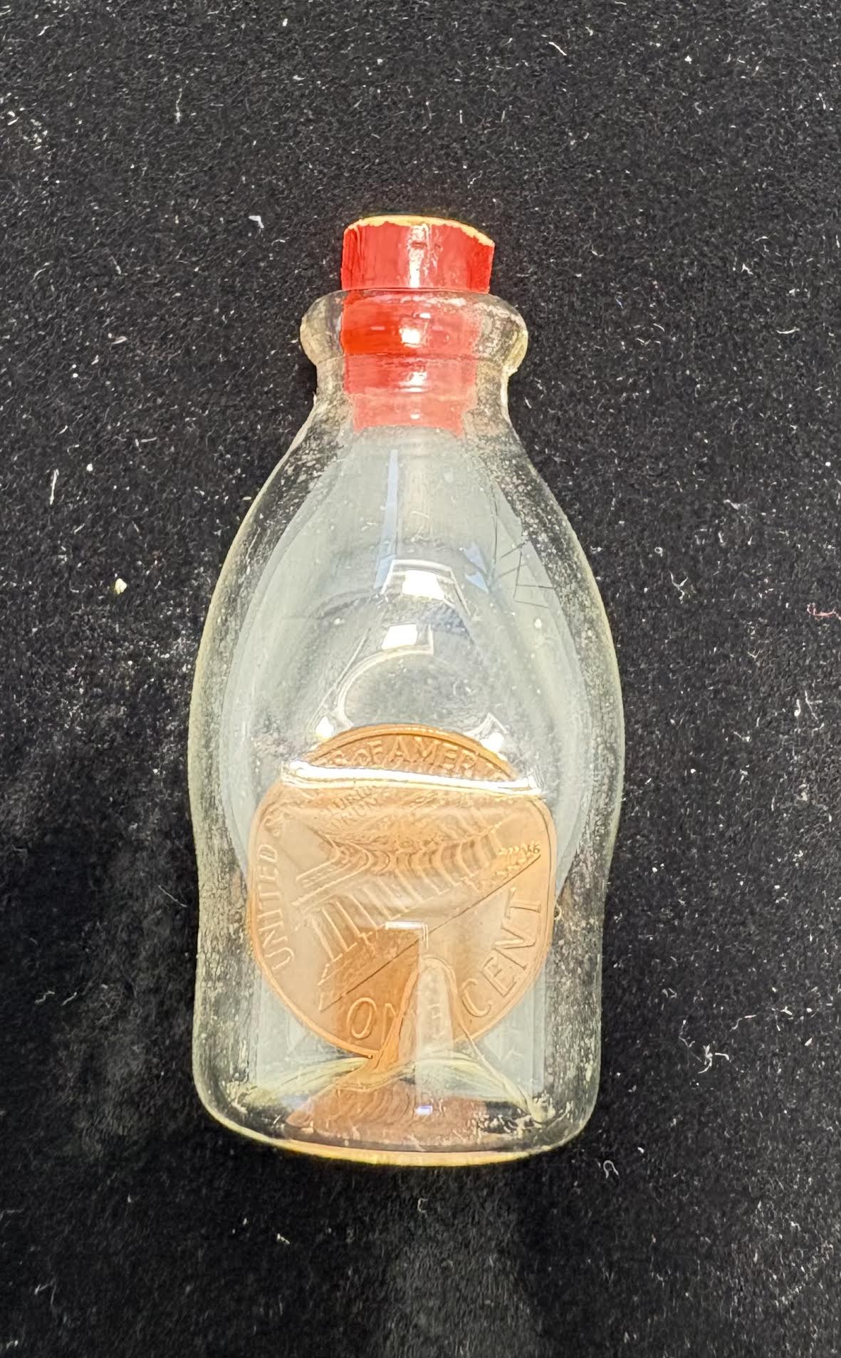 ( shf 32 ) VINTAGE Auth HAND BLOWN GLASS