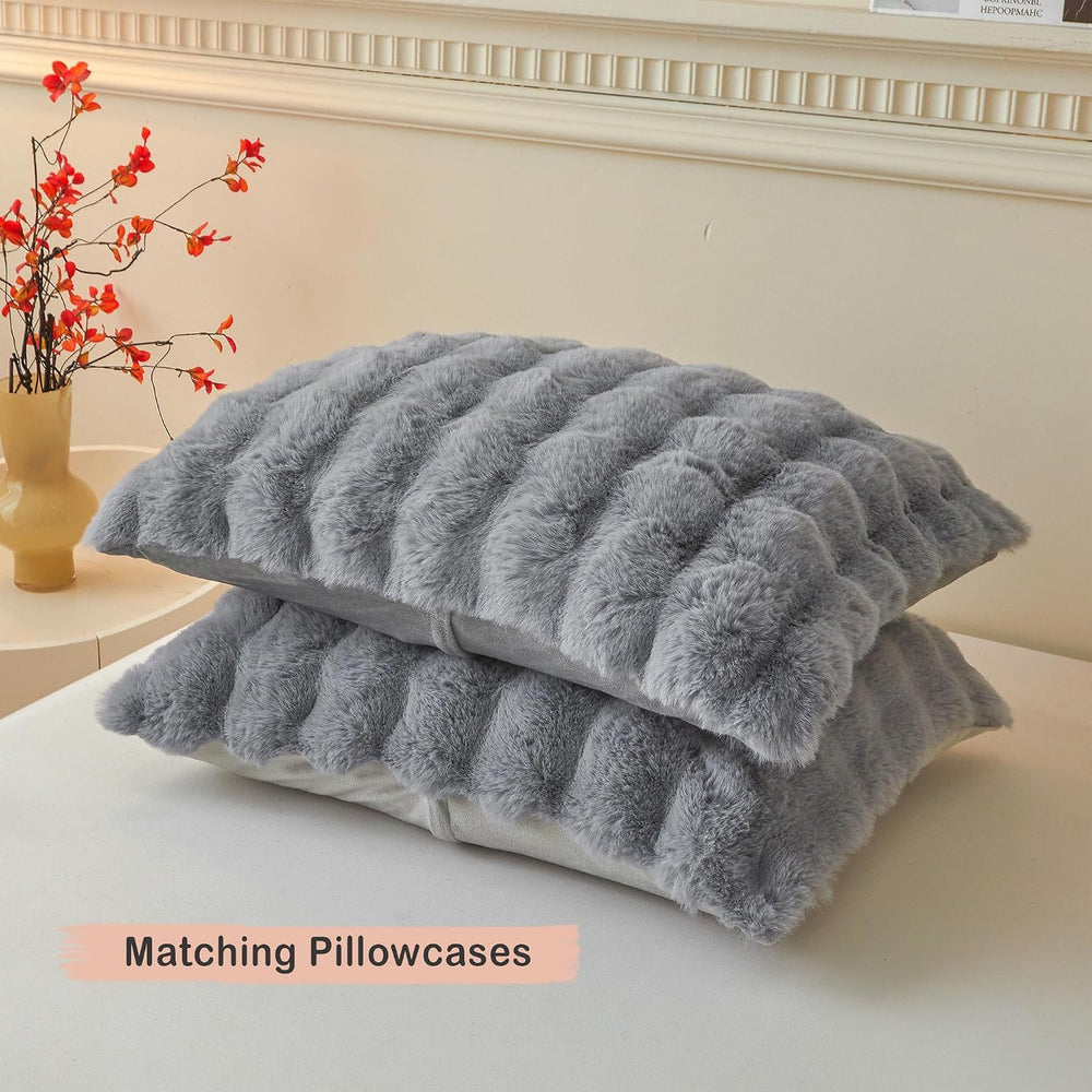 ( shf 34 ) LIFEREVO 3 PCS Fluffy Faux Rabbit Fur Duvet Cover Set King Size, Gray